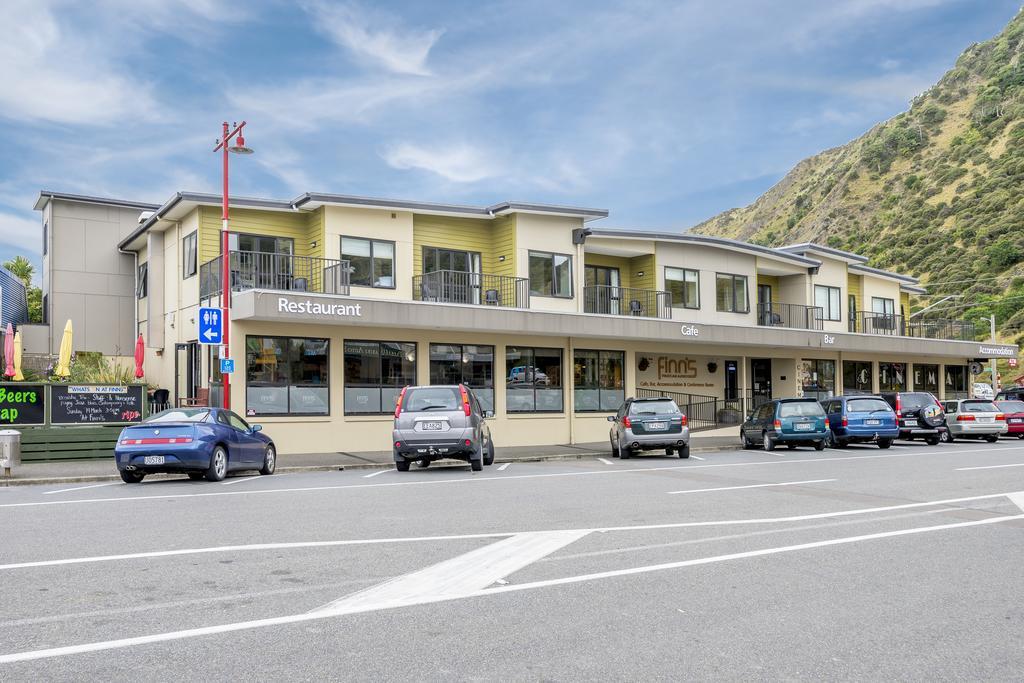 Finns Paekakariki Экстерьер фото